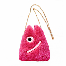 Load image into Gallery viewer, HAND TUFTED FISH HEAD PURSE
