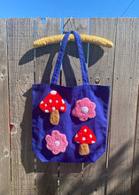 Load image into Gallery viewer, TUFTED TOTE BAG