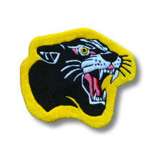 Load image into Gallery viewer, HAND TUFTED PANTHER RUG