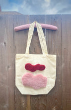 Load image into Gallery viewer, TUFTED TOTE BAG