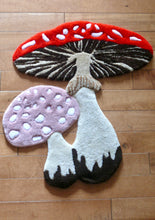 Load image into Gallery viewer, HAND TUFTED MUSHROOM RUG