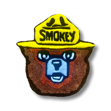 Load image into Gallery viewer, HAND TUFTED SMOKEY THE BEAR RUG