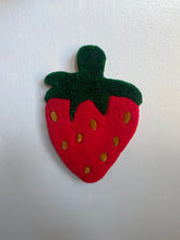 Load image into Gallery viewer, HAND TUFTED STRAWBERRY RUG
