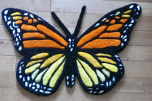 Load image into Gallery viewer, HAND TUFTED BUTTERFLY RUG
