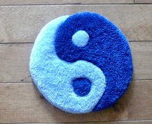 Load image into Gallery viewer, HAND TUFTED YIN YANG
