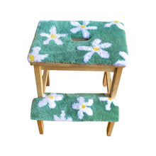 Load image into Gallery viewer, DAISY UTILITY STOOL
