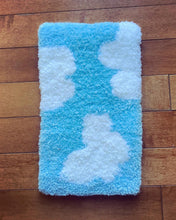 Load image into Gallery viewer, HAND TUFTED CLOUD RUG
