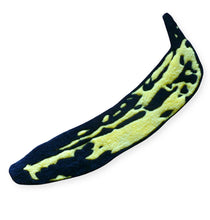 Load image into Gallery viewer, HAND TUFTED BANANA RUG
