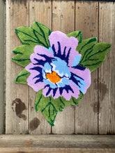 Load image into Gallery viewer, HAND TUFTED FLOWER RUG
