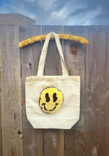 Load image into Gallery viewer, TUFTED TOTE BAG
